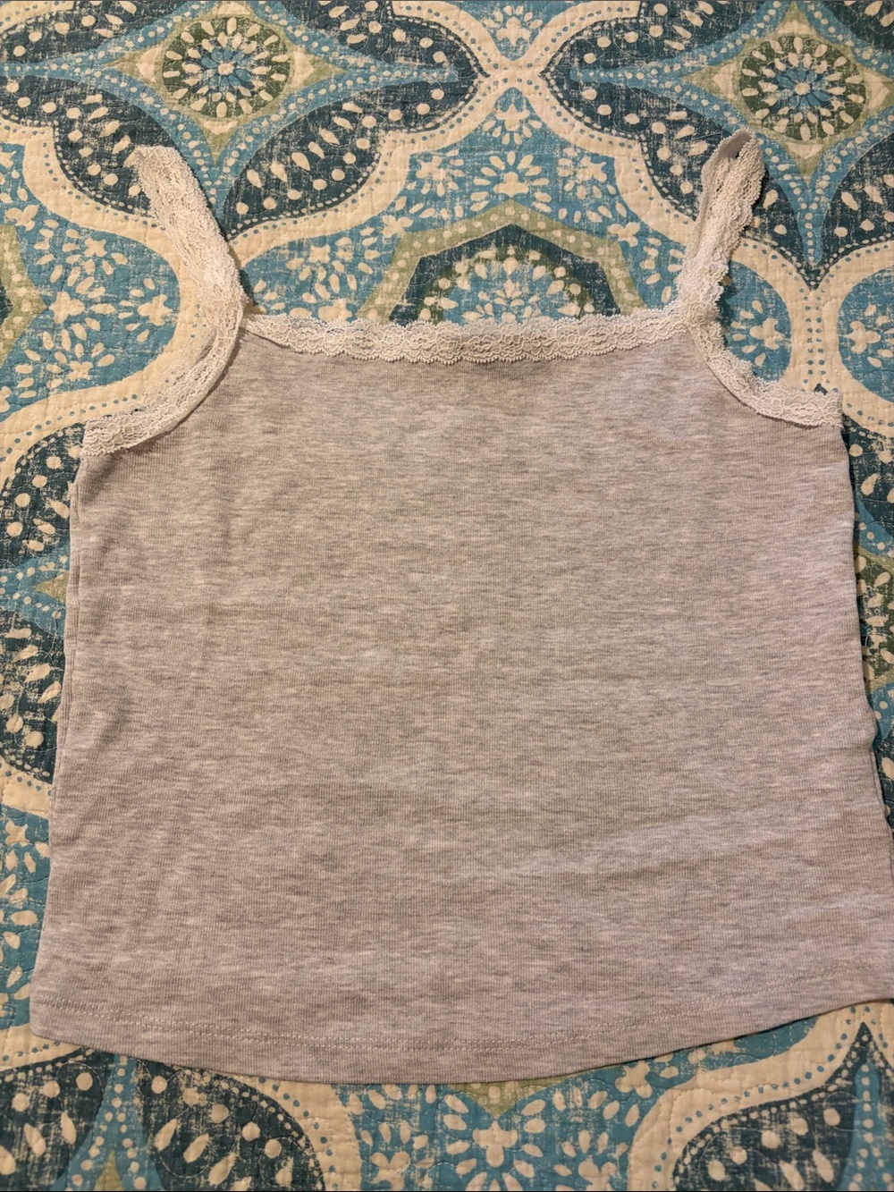 Forever 21 Heather Gray Lace-Trim Camisole size Small